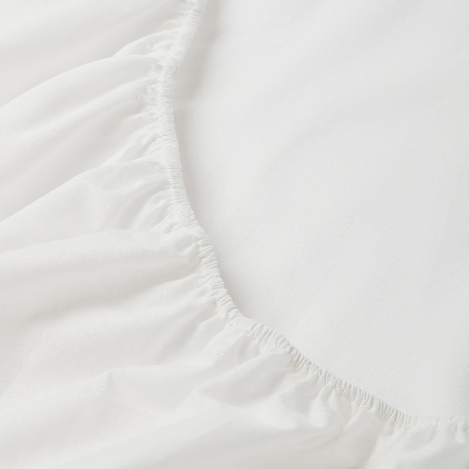 White Cot Bed Fitted Sheet 4 White Cot Bed Fitted Sheet - Image 2