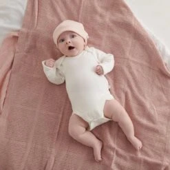 Baby Hat -Baby Clothing Shop swaddle bag grey core 240 web c1a72246 d77b 4386 92d5 9c7327244df1